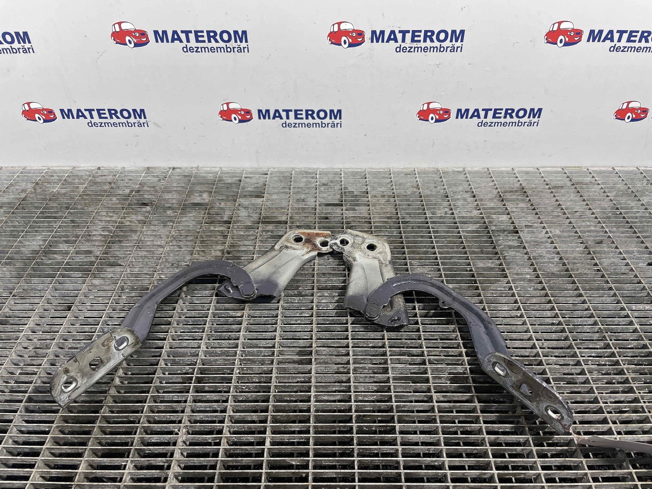BALAMALE CAPOTA FATA FORD FOCUS - - (2011 2014)