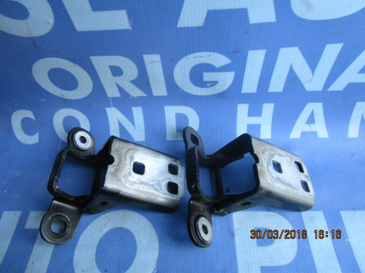 Balamale capota Jeep Cherokee .