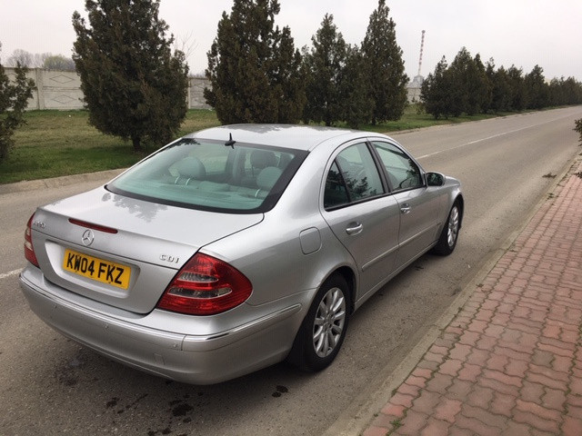 Balamale capota portbagaj Mercedes E Class w211
