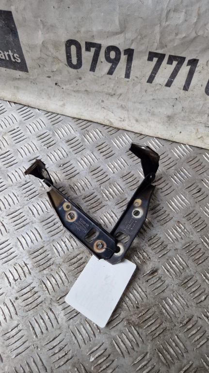 Balamale capota VW Polo 6N an fabricatie 2001 cod 6N0823302E / 6N0823301E