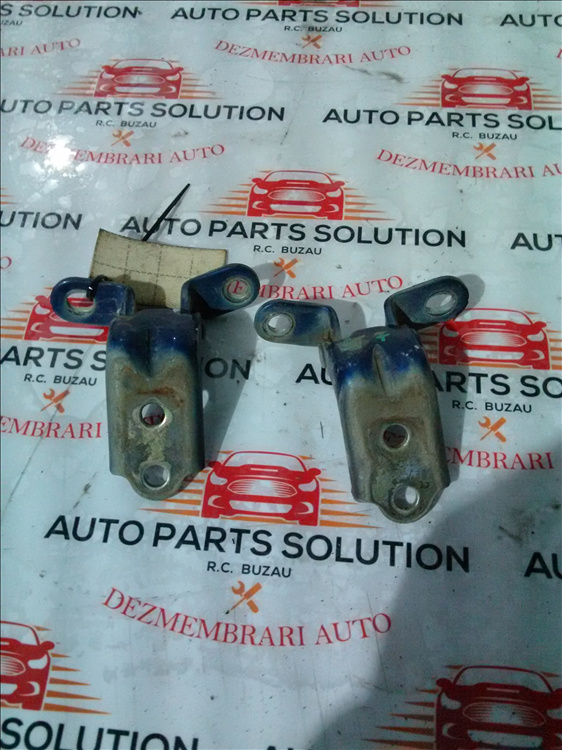 Balamale usa stanga fata HYUNDAI TUCSON 2.0 D an fabr. 2008