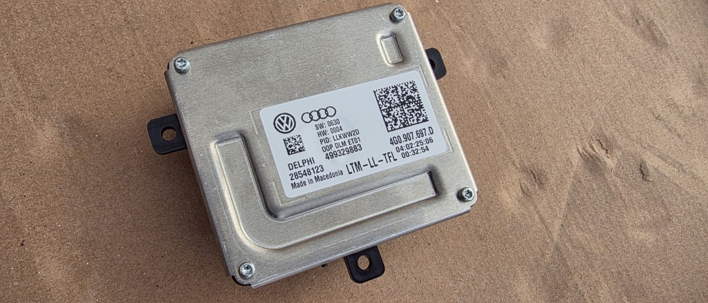 Balast xenon AUDI A4 B8 8K / A5 8T / A6 C7 / Q3 / Skoda Octavia 3 2012 2013 2014 2015