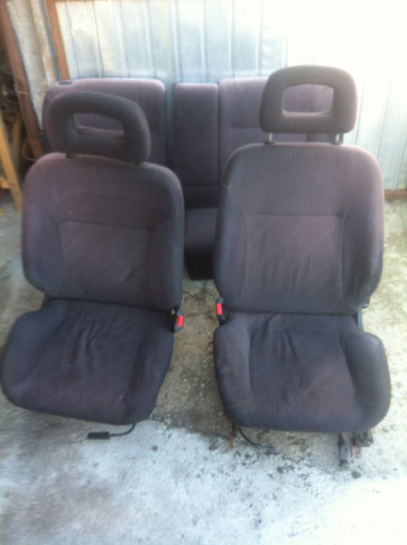 Bancheta fara scaune Opel Vectra A [1988 - 1995] Sedan 1.6 MT (75 hp) (86_ 87_)