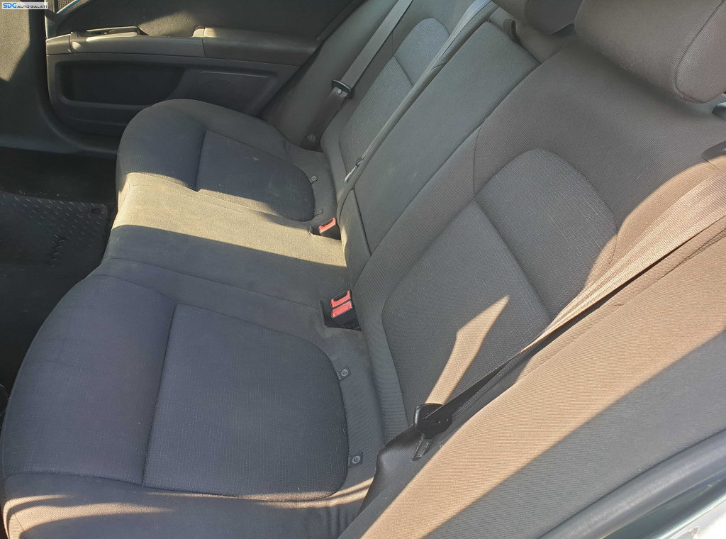Bancheta Sezut cu Spatar Spate Pasager Skoda Superb 2 Hatchback Berlina 2008 - 2015 [K4554] [K4557]