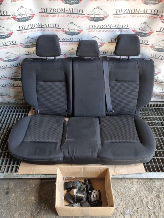 Bancheta spate 1608075380 cu centuri si capse Peugeot 208 I Coupe Facelift