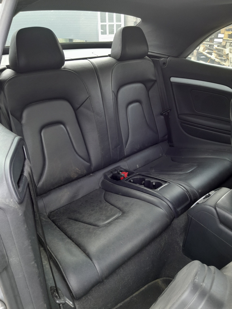 Bancheta spate Audi A5 Cabrio 2010