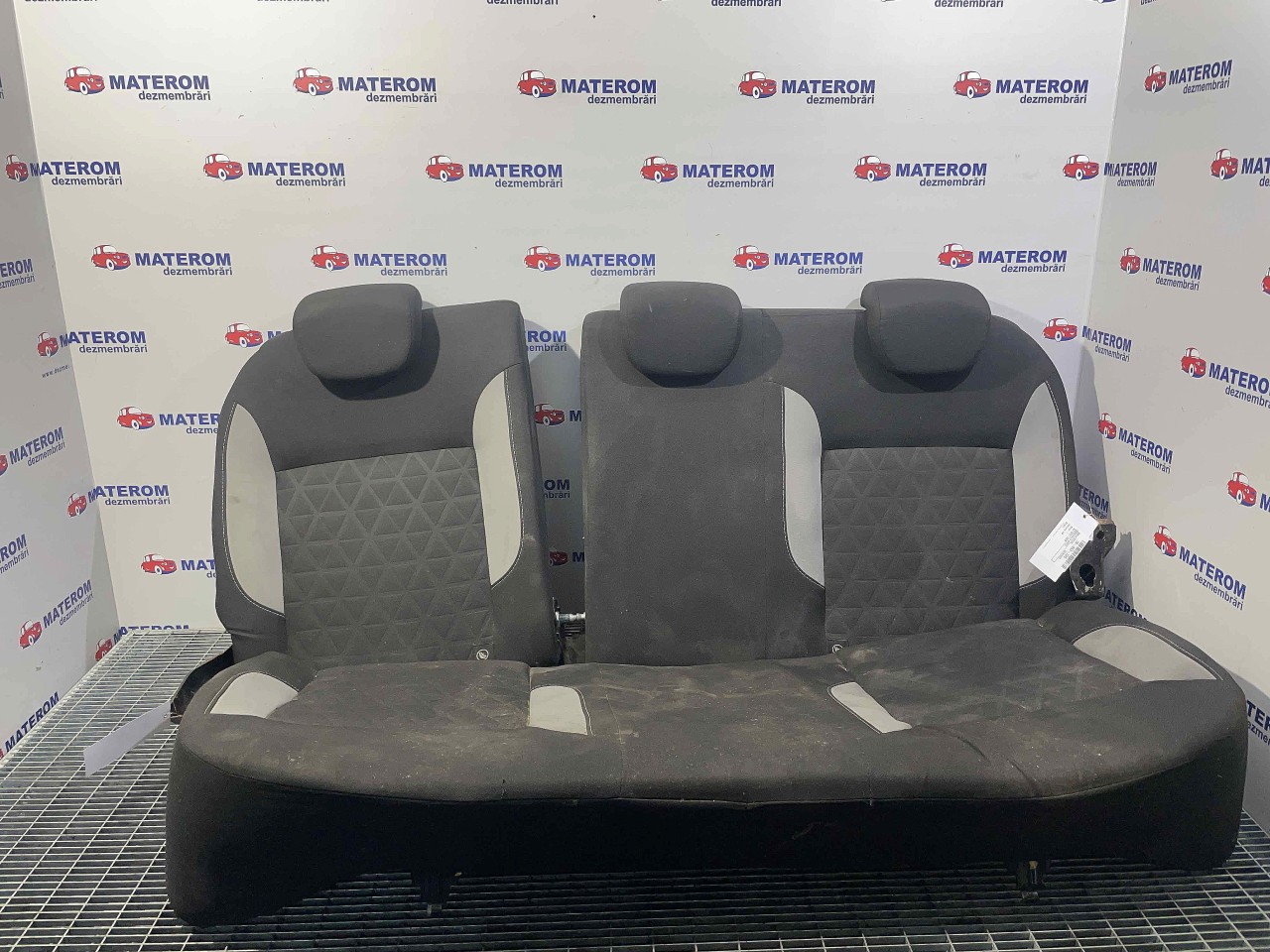 BANCHETA SPATE DACIA SANDERO - - (2012 2019)