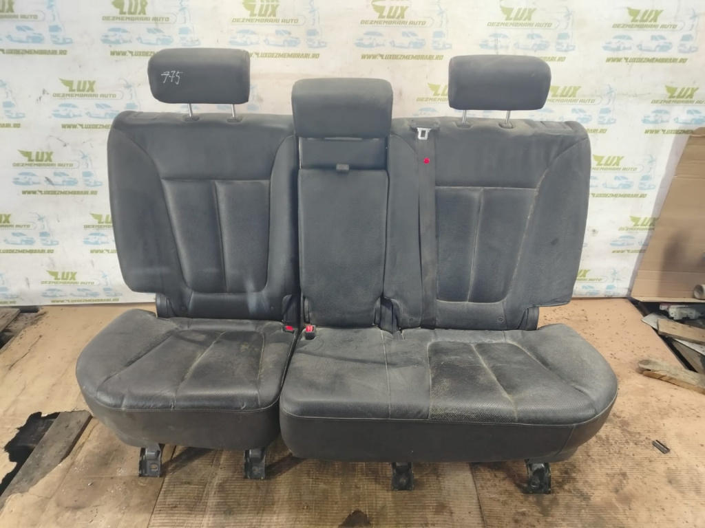 Bancheta spate Hyundai Santa Fe CM [facelift] [2010 - 2013] 2.0 crdi D4HA, EURO 5