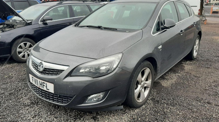 Bancheta spate Opel Astra J 2011 Hatchback 2.0 CDTI