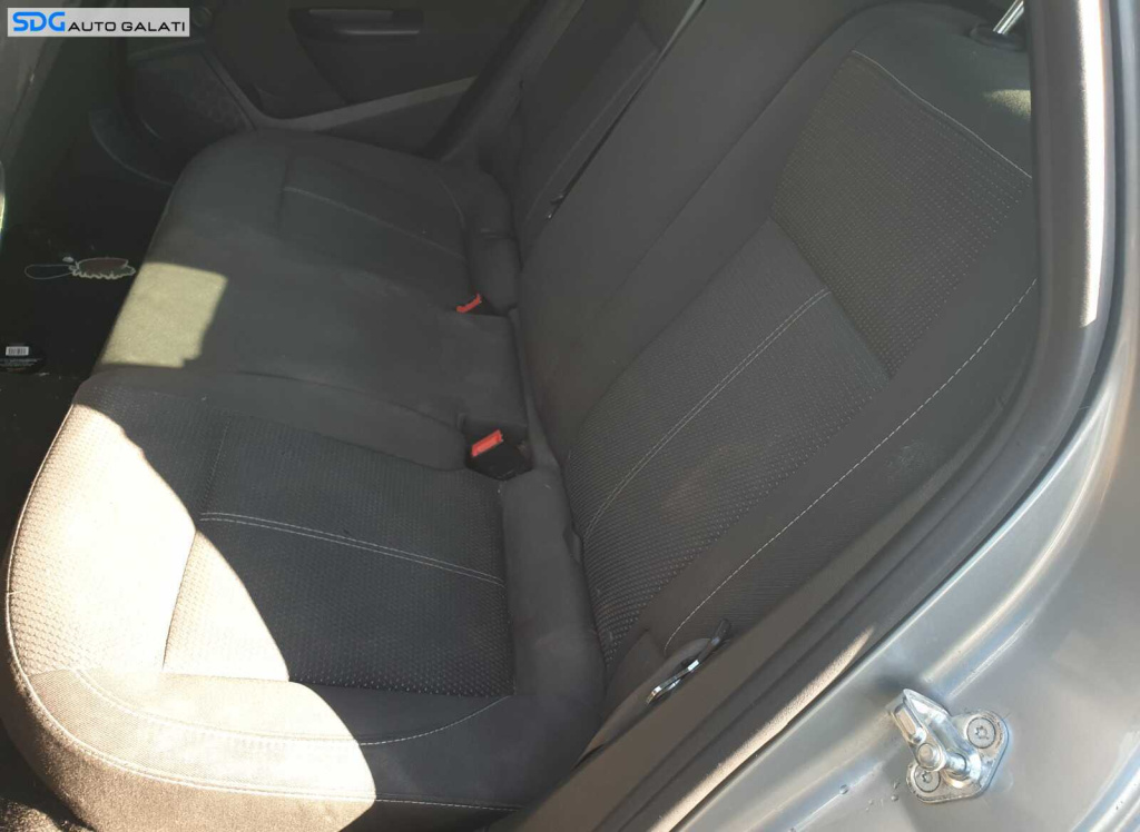 Bancheta Spate Pasageri Sezut cu Spatar Semipiele Piele Fara Incalzire Opel Astra J Break Combi Caravan 2009 - 2015 [C3201]