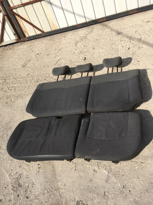 Bancheta spate Renault Clio 2 [1998 - 2005] Hatchback 3-usi 1.5 DCI MT (82 hp) II (BB0/1/2_ CB0/1/2_...