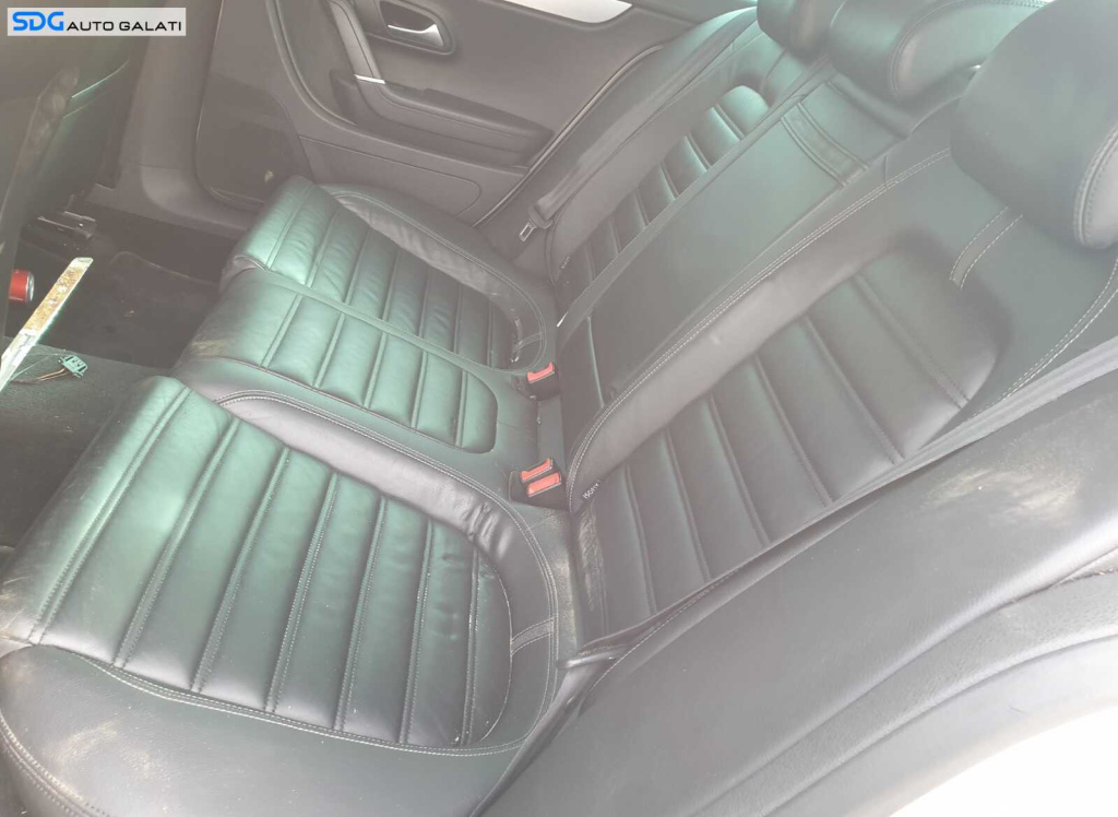 Bancheta Spate Sezut cu Spatar Piele Neagra Volkswagen Passat CC 2008 - 2012 [C6523]