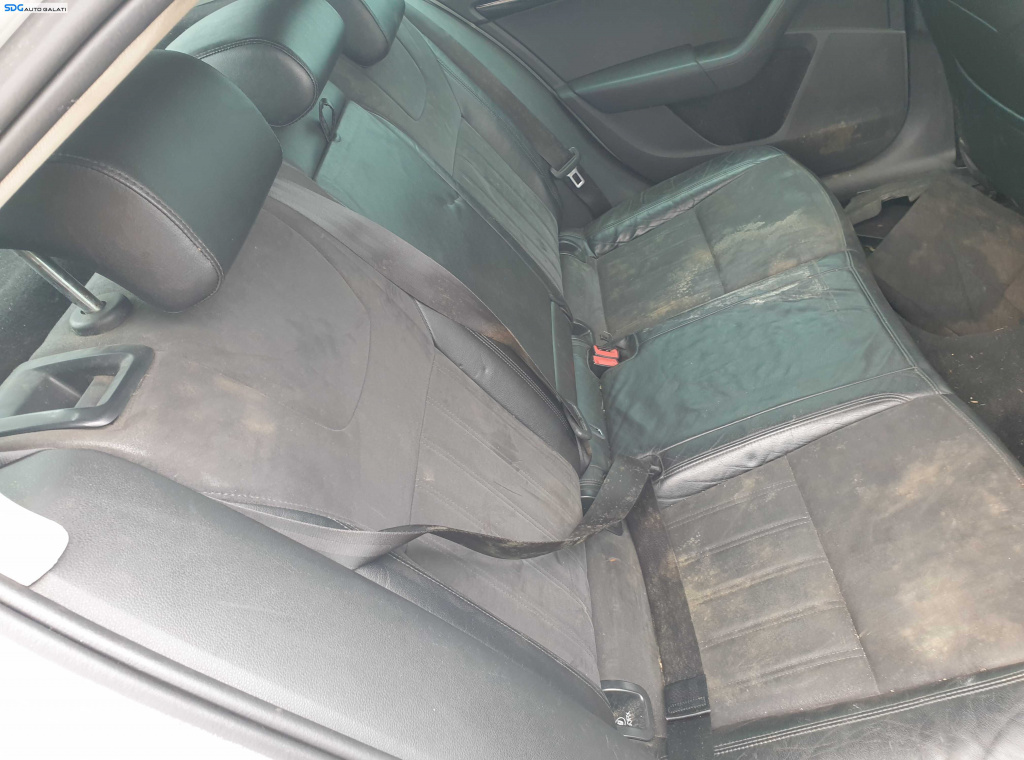 Bancheta Spate Sezut cu Spatar Piele Skoda Octavia 3 Hatchback Berlina 2013 - 2020 [K4834] [K4837]