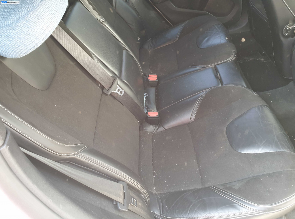 Bancheta Spate Sezut cu Spatar Semi Piele Volvo V40 2012 - 2019 [K7058] [K7061]