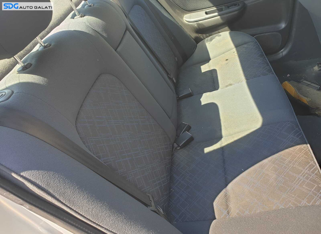 Bancheta Spate Sezut cu Spatar Textil Fara Incalzire Toyota Avensis T22 1997 - 2003 [C0849]