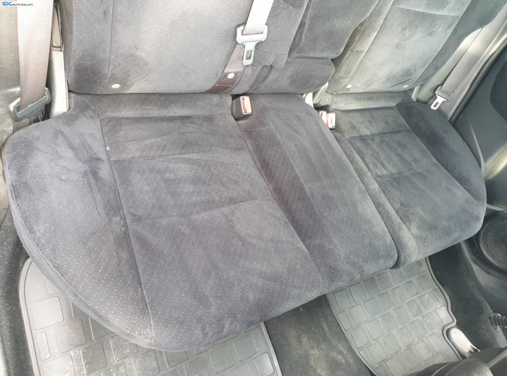 Bancheta Spate Sezut cu Spatar Textil Honda Civic 8 Hatchback 2006 - 2011 [K0120]