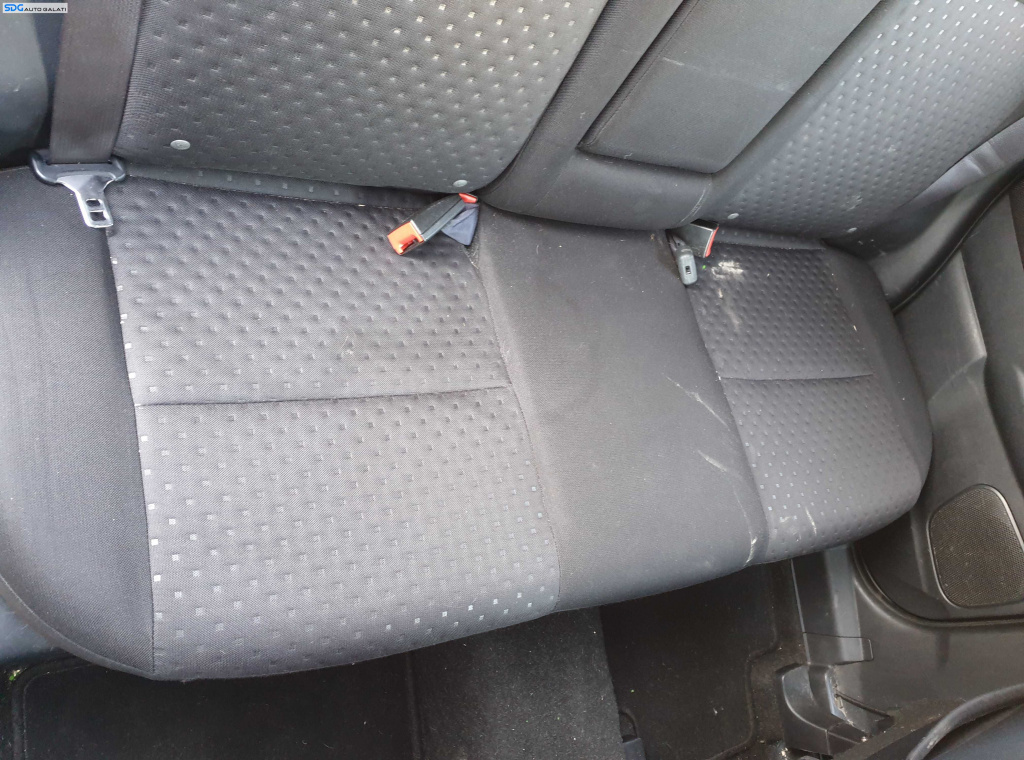 Bancheta Spate Sezut cu Spatar Textil Mitsubishi ASX 2010 - 2019 [K0672]