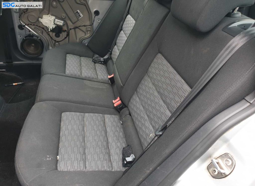 Bancheta Spate Sezut cu Spatar Textil Skoda Octavia 2 2009 - 2013 [C5422]
