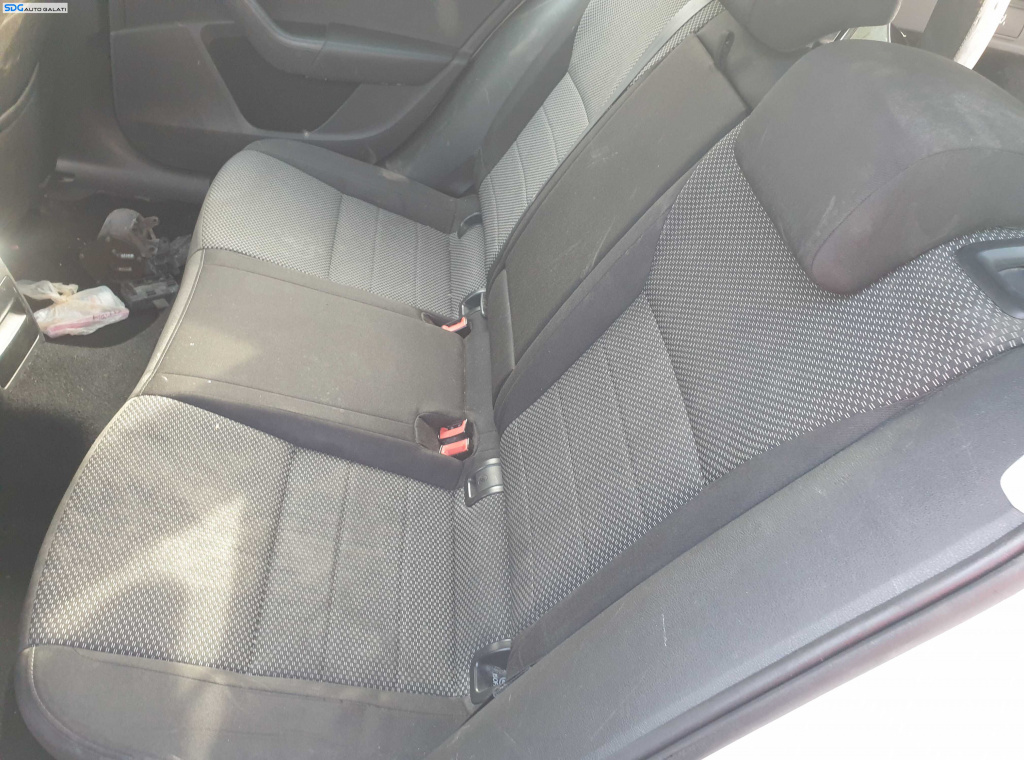 Bancheta Spate Sezut cu Spatar Textil Skoda Octavia 3 Break Combi Variant 2013 - 2020 [K4772] [K4775]