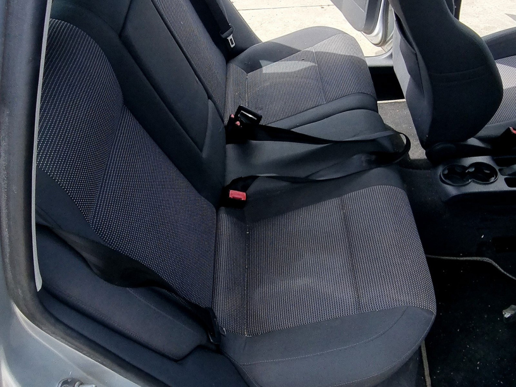 Bancheta spate Volkswagen Polo (9N) [Fabr 2001-2008] 1.2 Benz AZQ 47KW / 64CP