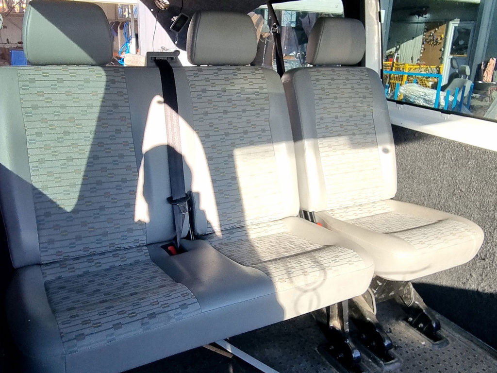 Bancheta spate Volkswagen Transporter 5 