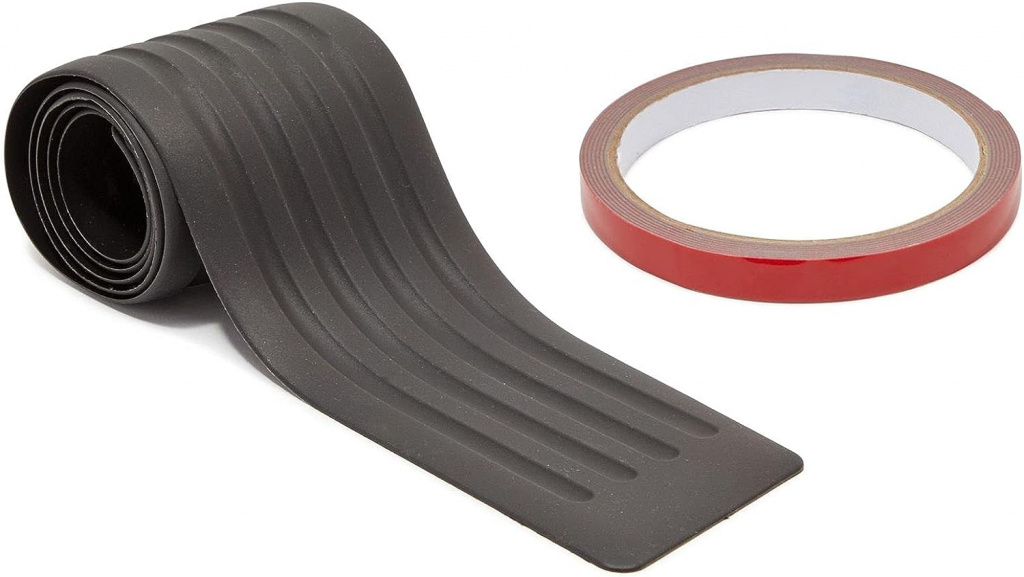 Banda Protectie Bara Spate Auto Cauciuc 104 x 8 cm Negru RAZ331