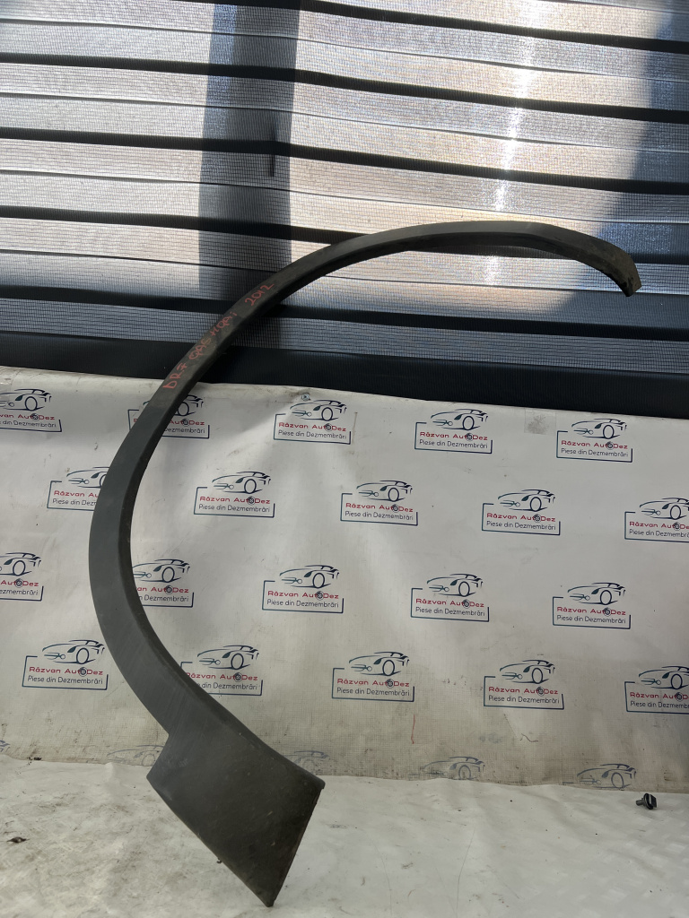 Bandou aripa dreapta fata Nissan Qashqai