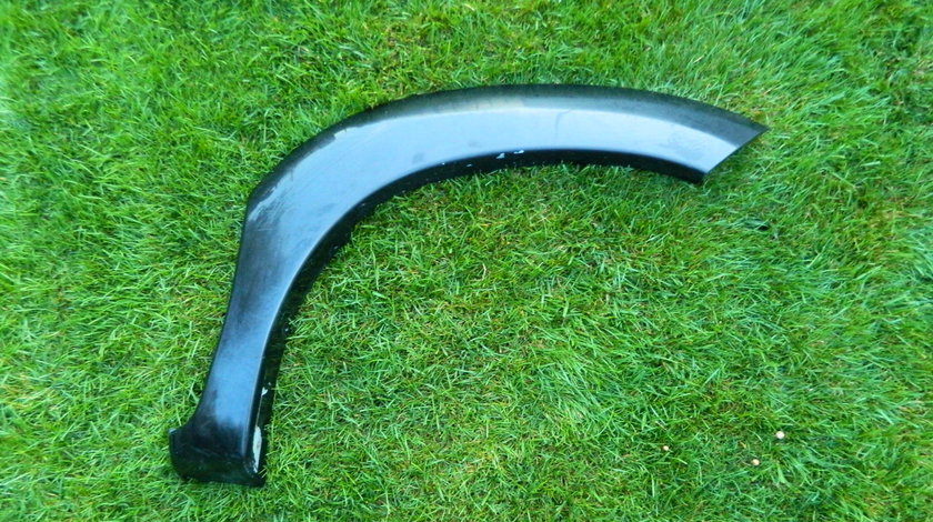 Bandou aripa dreapta fata Toyota Hilux 2005-2014