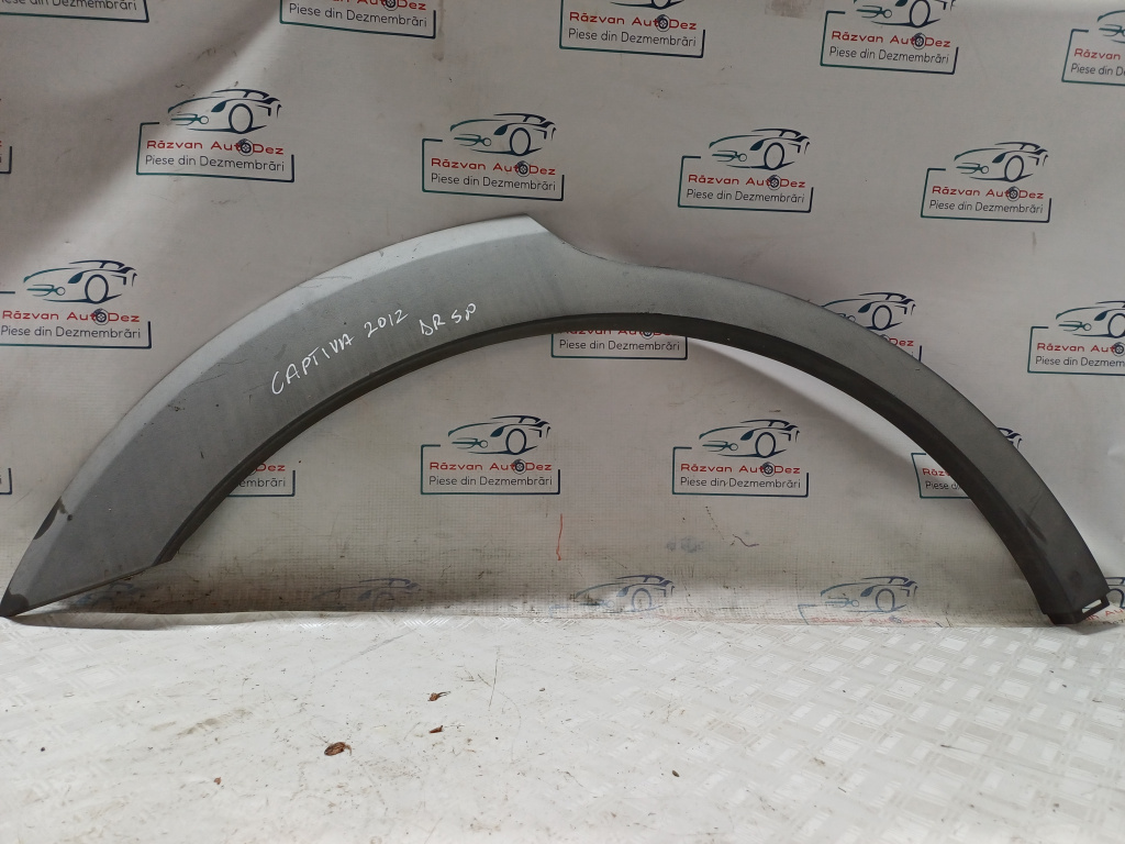 Bandou aripa dreapta spate Chevrolet Captiva - Benzina 2012, -