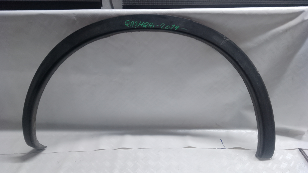 Bandou aripa dreapta spate Nissan Qashqai - Motorina 2014, 93828BR0