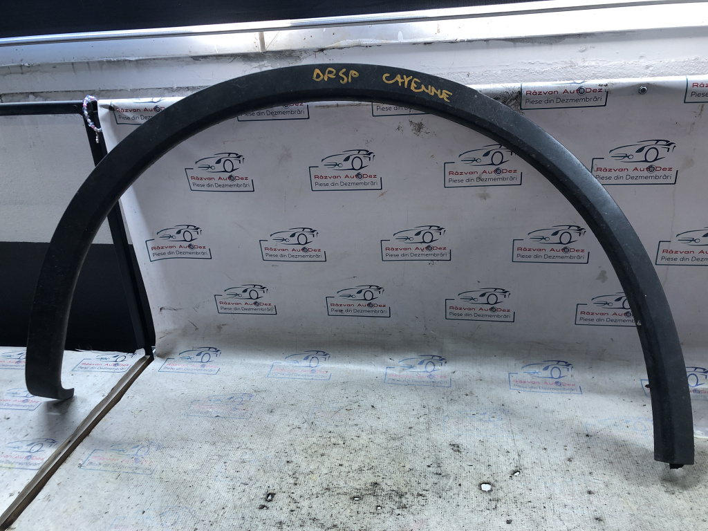 Bandou aripa dreapta spate Porsche Cayenne 2012