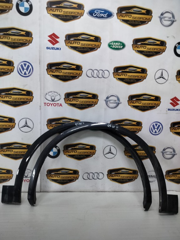 Bandou aripa fata Audi Q5 FY