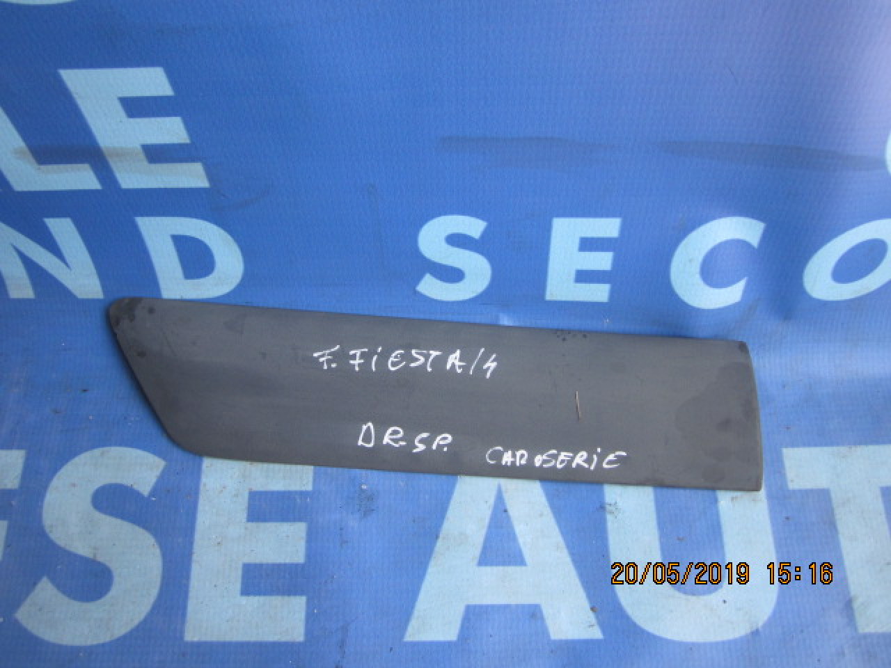 Bandou aripa Ford Fiesta; 6S61B29077ABW // 6S61B29076ABW