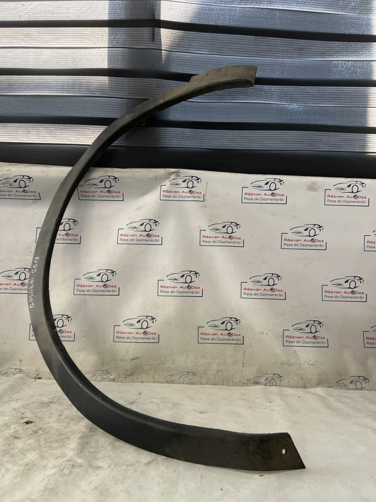 Bandou aripa stânga fata Nissan Qashqai