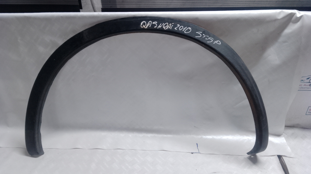 Bandou aripa stânga spate Nissan Qashqai - Motorina 2010, -