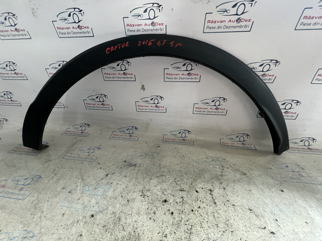 Bandou aripa stânga spate Renault Captur 2015