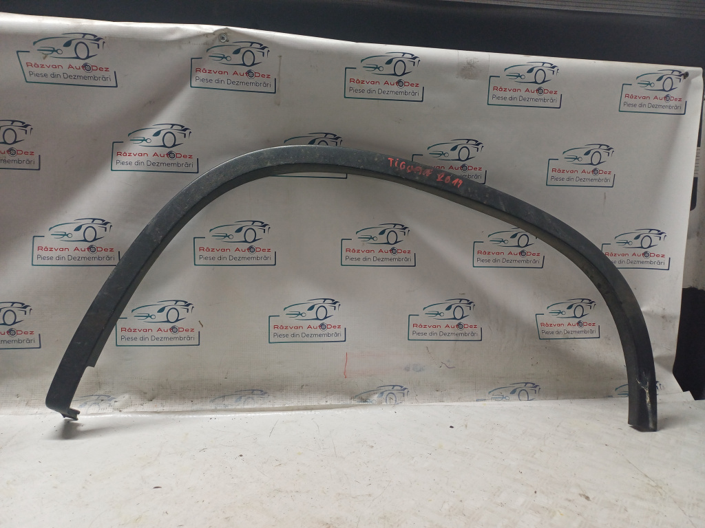 Bandou aripa stânga spate Volkswagen Tiguan - Motorina 2014, -