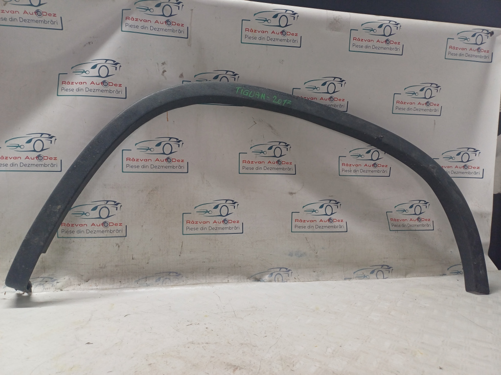 Bandou aripa stânga spate Volkswagen Tiguan - Motorina 2013, 5N0854819C