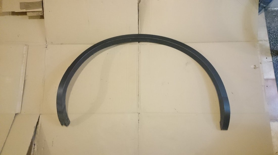 Bandou aripa stanga dreapta spate VW Touareg 2010-2015