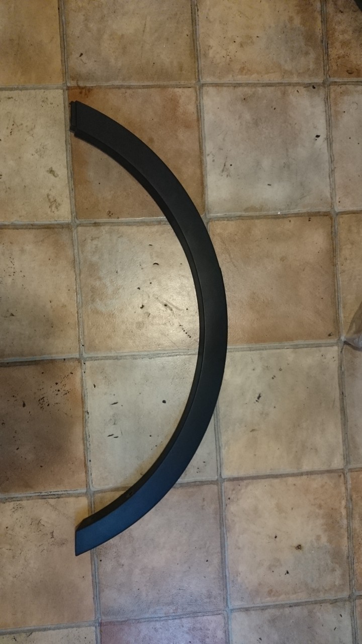 Bandou aripa stanga spate Ford Kuga (2012-2015) cod CV44-S286D03-A