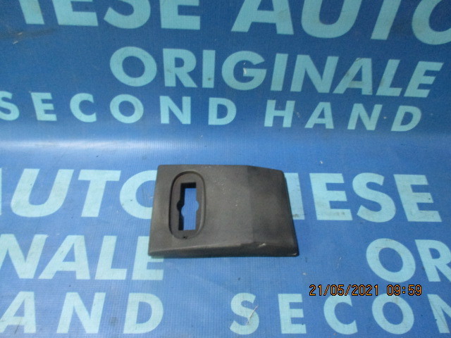 Bandou aripa VW Crafter 2006; 9066903062 (spate, de la usita rezervor)