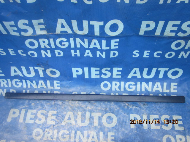 Bandou bara BMW E39 ; 5112-70059182 (centru)