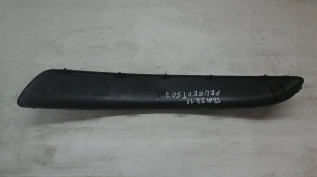 Bandou bara fata dreapta Peugeot 307 An 2001-2008 cod 5514924C