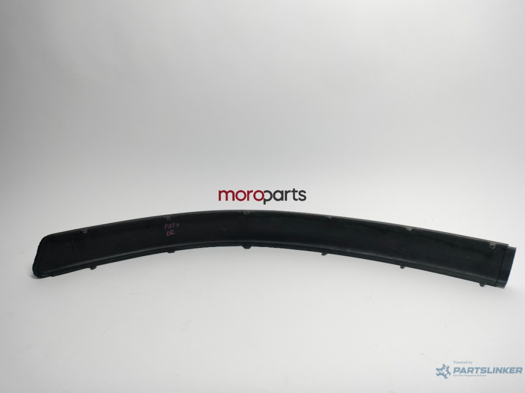 Bandou bara fata dreapta Volkswagen Passat B5 (3B) Break 2001 1.9 TDI OEM 3B0807718
