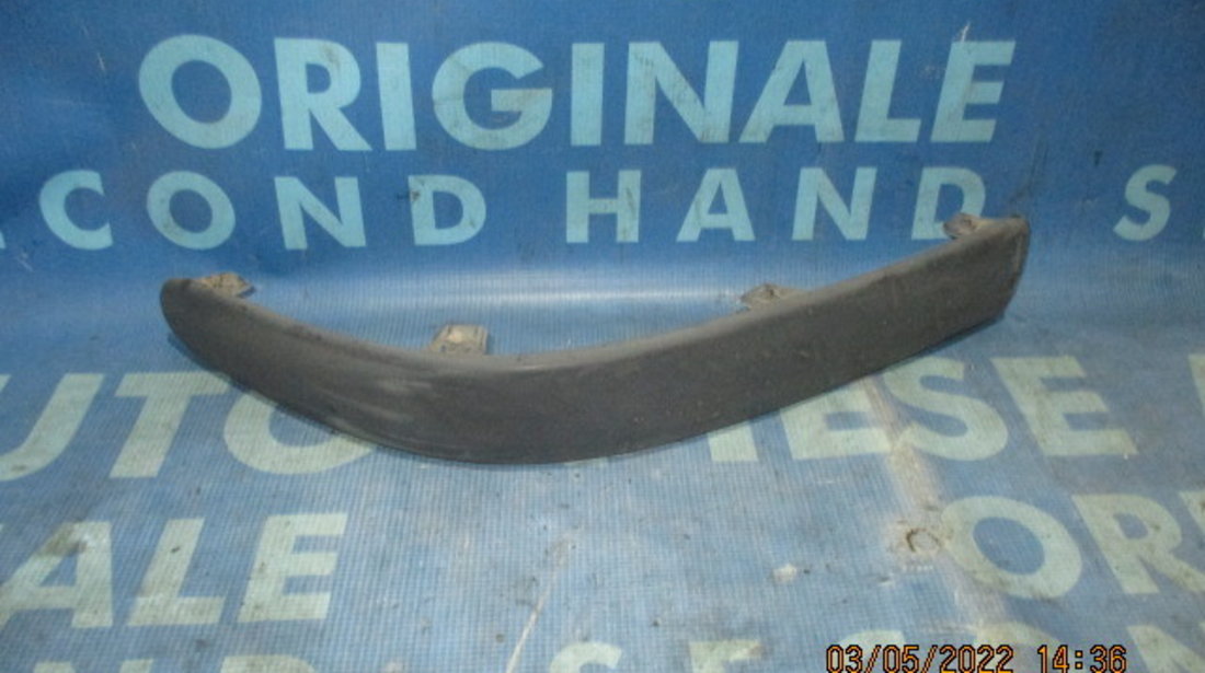 Bandou bara Renault Megane 2000; 7700427576 // 7700427577 (spate)