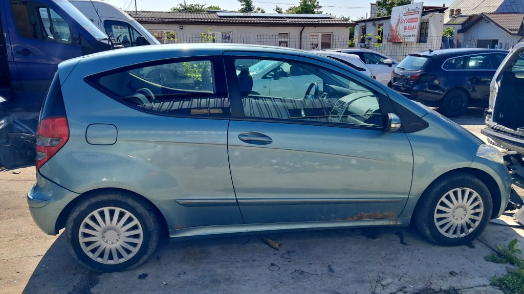 Bandou caroserie Mercedes A150 w169 benzina, cod motor 266.920 , transmisie manuala , an 2005