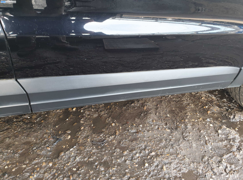 Bandou de pe Usa Portiera Dreapta Fata Volkswagen Tiguan NFL Non Facelift 2007 - 2011 [K1090]