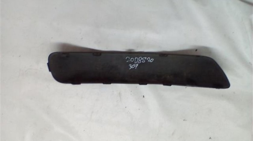 Bandou dreapta bara spate Peugeot 307 An 2001-2007 cod 9634015377Ao clema fisurata + usor zgariat