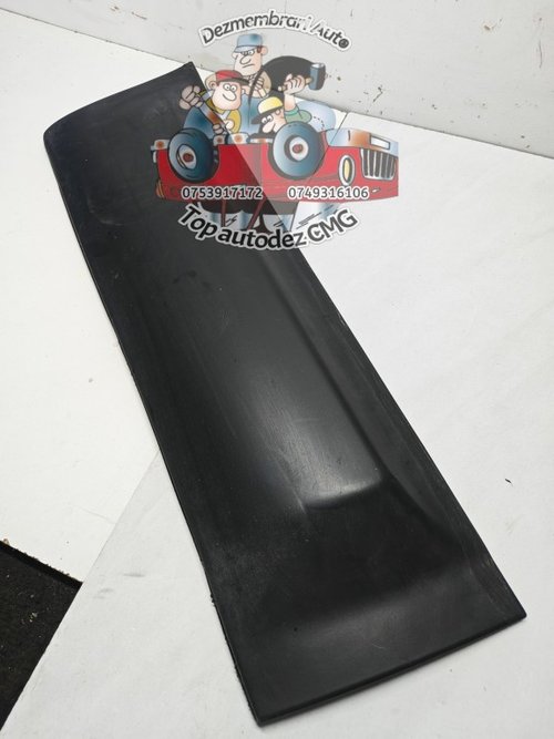 Bandou inferior Usa Nissan Quashqai J10 dreapta spate 82870JD01D ornament usa
