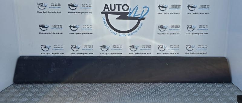 Bandou lateral dreapta Nissan NV400 2011->